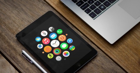Apple-Watch-Wallpaper-iPad-1024×768
