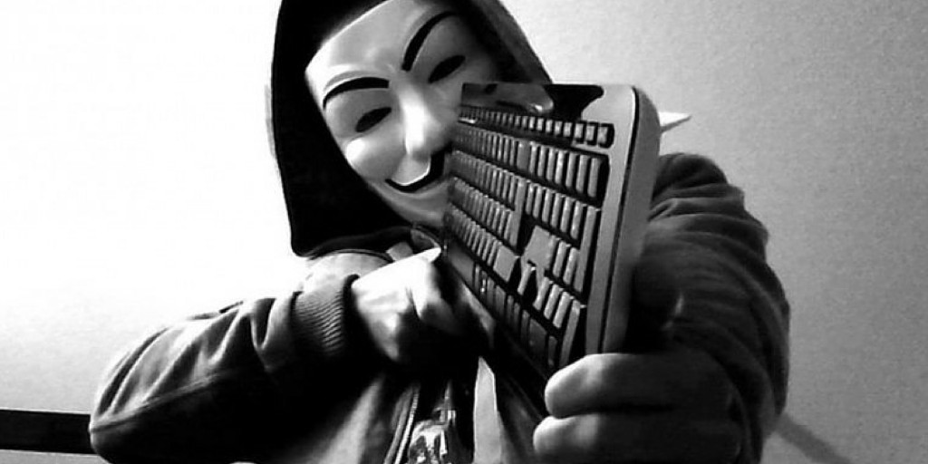 ISIS-cyber-war-against-anonymous-1024x512
