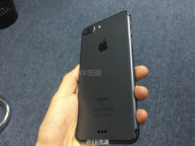 iP7Pblack2