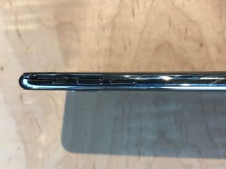 apple-iphone-8-leaked-by-case-manufacturer-10