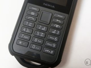 Nokia 800 Tough_12