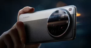 小米 Xiaomi 17 Ultra 棄用 2K 屏,改用 17 同款 1.5K 屏