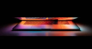Samsung 量產第 8.6代 OLED 面板,14/16吋供 MacBook Ultra,6月啟動